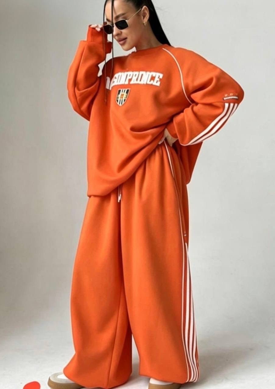 костюм спортивный,спортивные костюмы женские,стильный спортивный костюм,спорт костюм женский,спортивные костюмы адидас