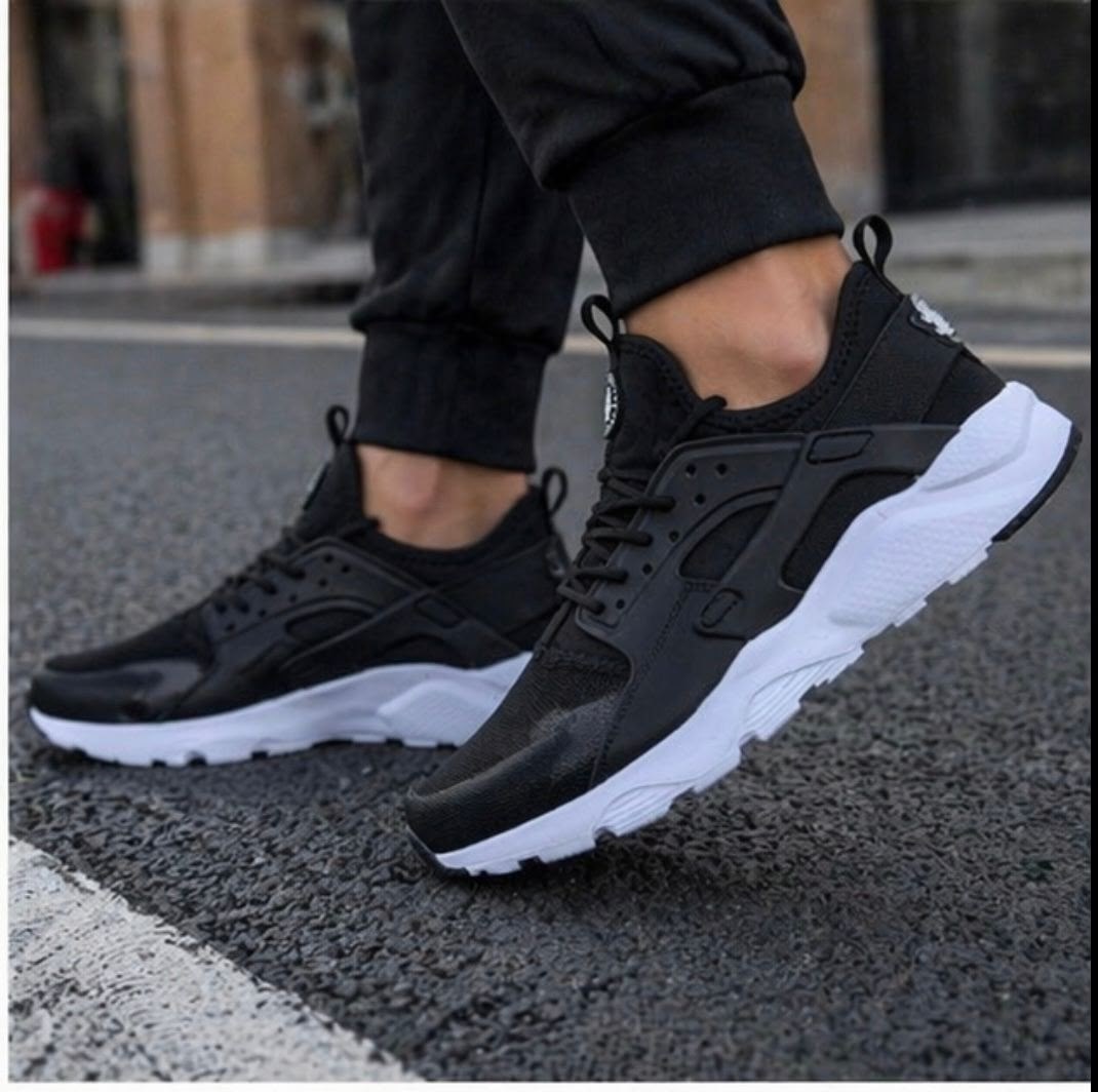 nike air huarache run ultra,nike air huarache run ultra black white,nike air huarache ultra,кроссовки nike air huarache,кроссовки nike air huarache run ultra black/white