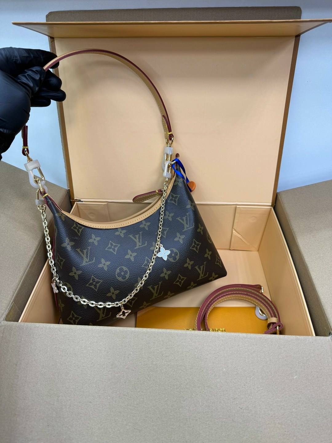 louis vuitton сумка женская,cумка louis vuitton,louis vuitton сумка на плечо,сумки луи виттон,сумка луи виттон монтейн