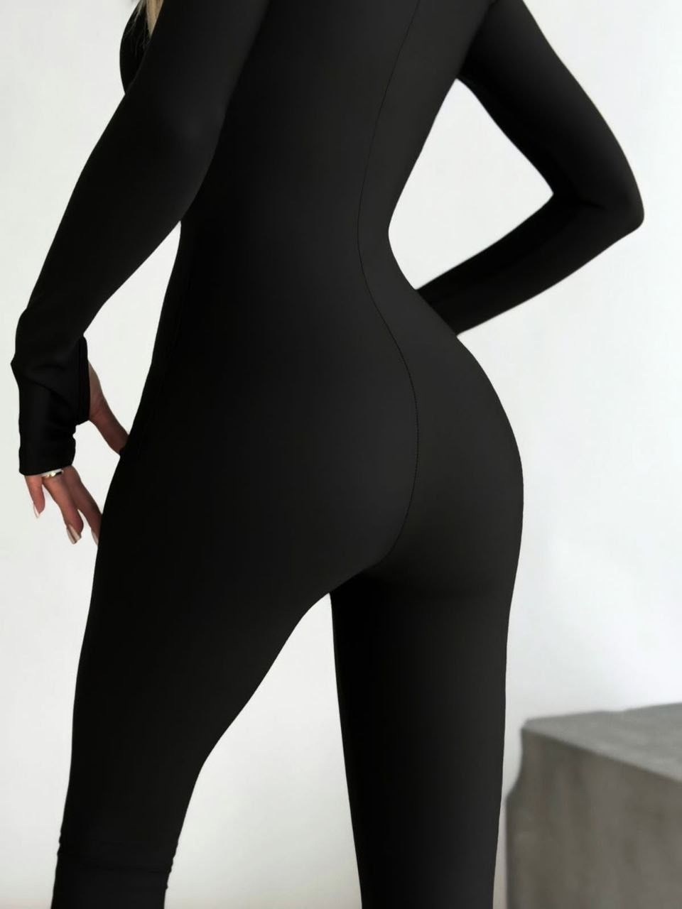 комбинезон спортивный,комбинезон облегающий,комбинезон для фитнеса,женский комбинезон,комбинезон