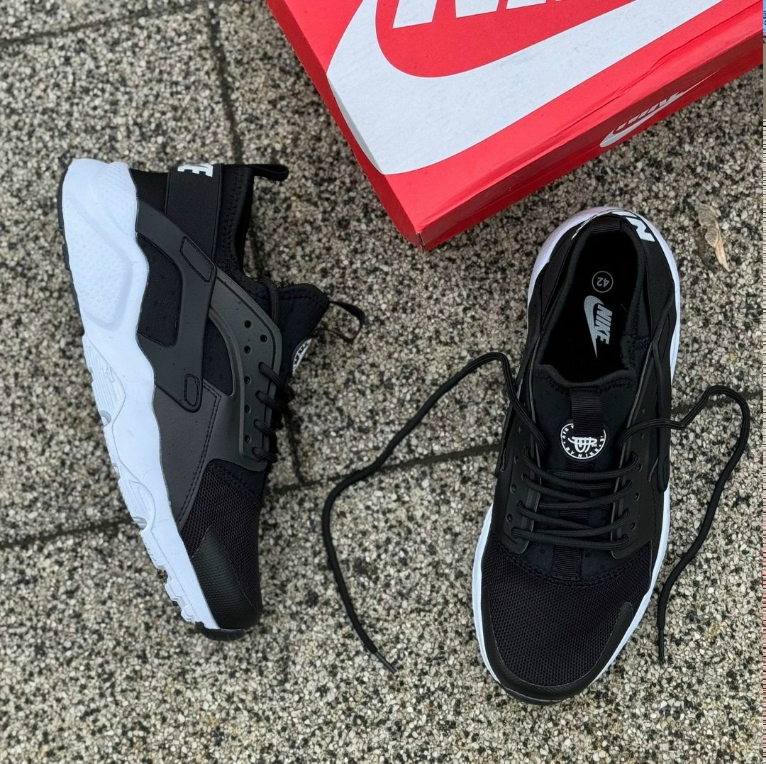 nike air huarache run ultra black white,кроссовки nike air huarache,мужские кроссовки nike air huarache,nike air huarache run ultra,nike air huarache ultra