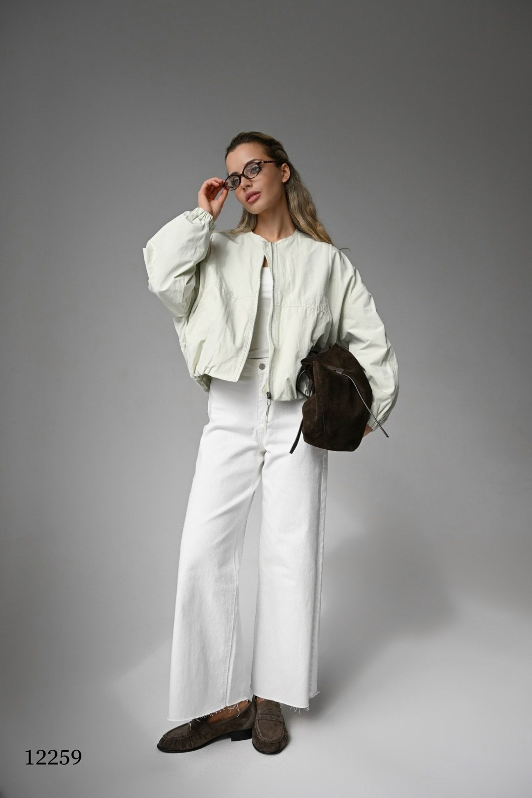 куртка бомбер,широкие брюки,белые брюки,женские широкие брюки,куртка легкая