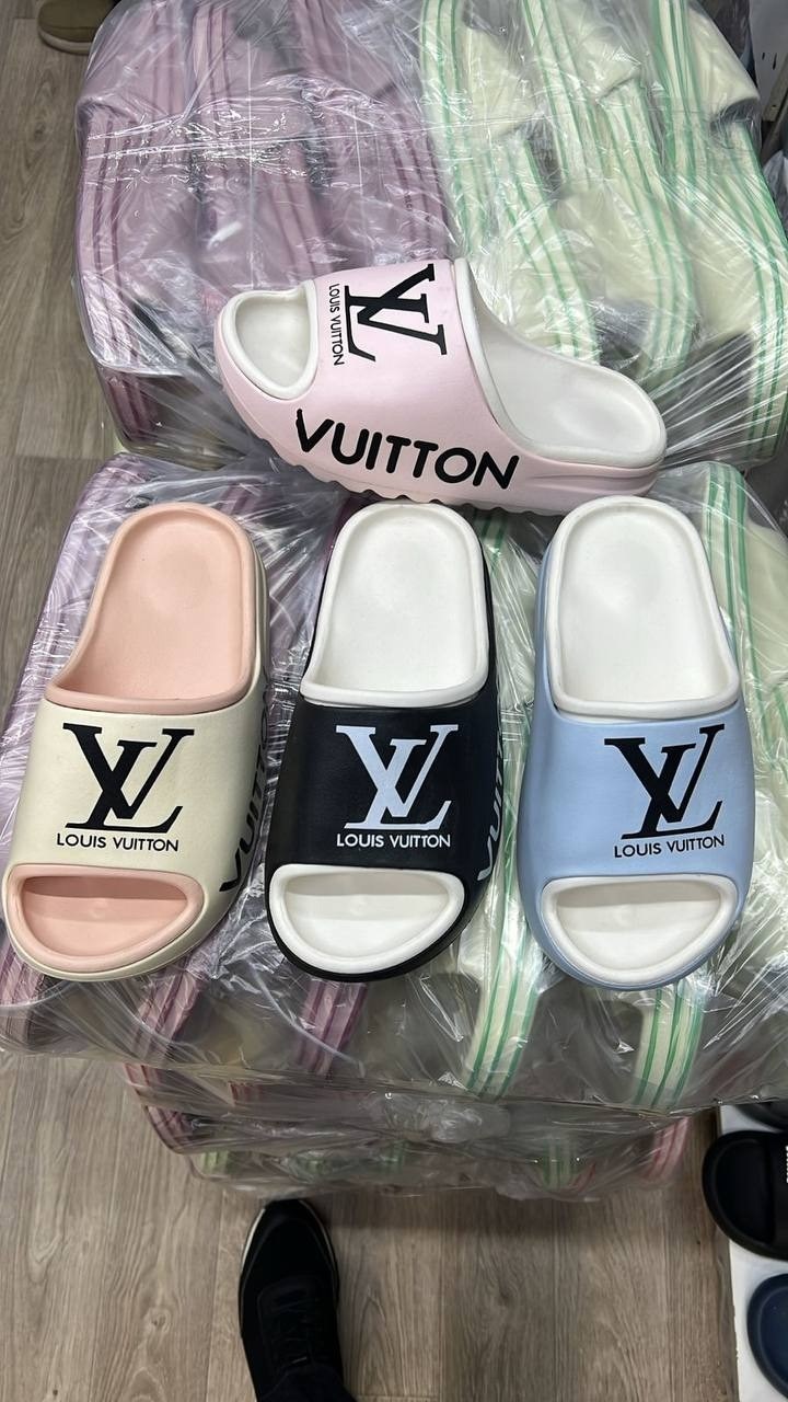 шлепанцы gucci женские,шлепанцы gucci,gucci сланцы,,gucci тапки