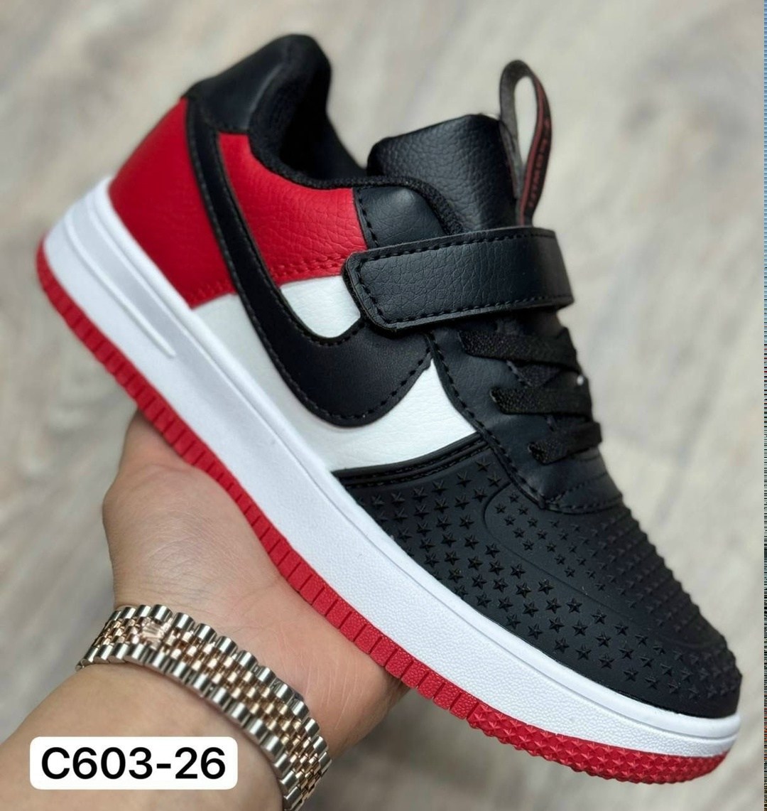 кроссовки,кроссовки закрытые,кроссовки nike lunar force 1 duckboot зимние зеленые,модели обуви,кроссовки оптом