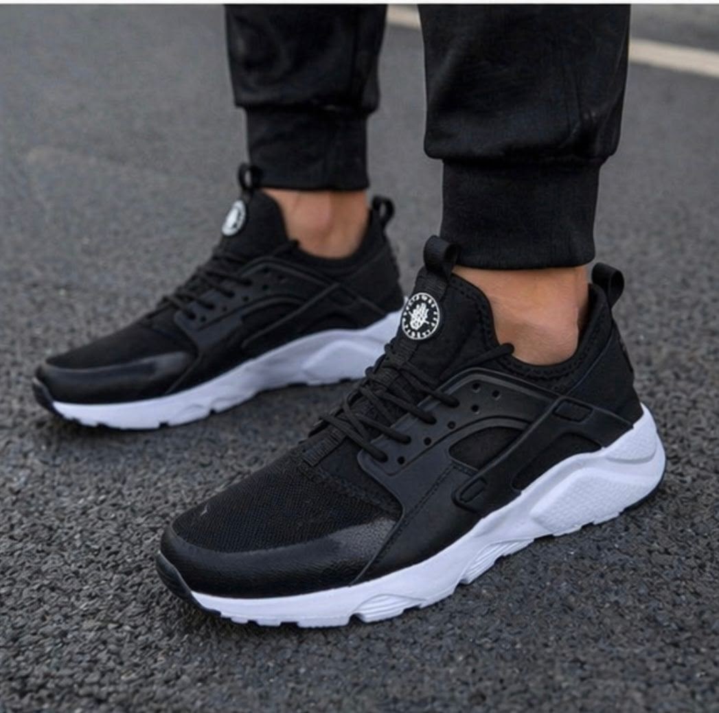 nike air huarache run ultra,nike air huarache run ultra black white,nike air huarache ultra,кроссовки nike air huarache,кроссовки nike air huarache run ultra black/white