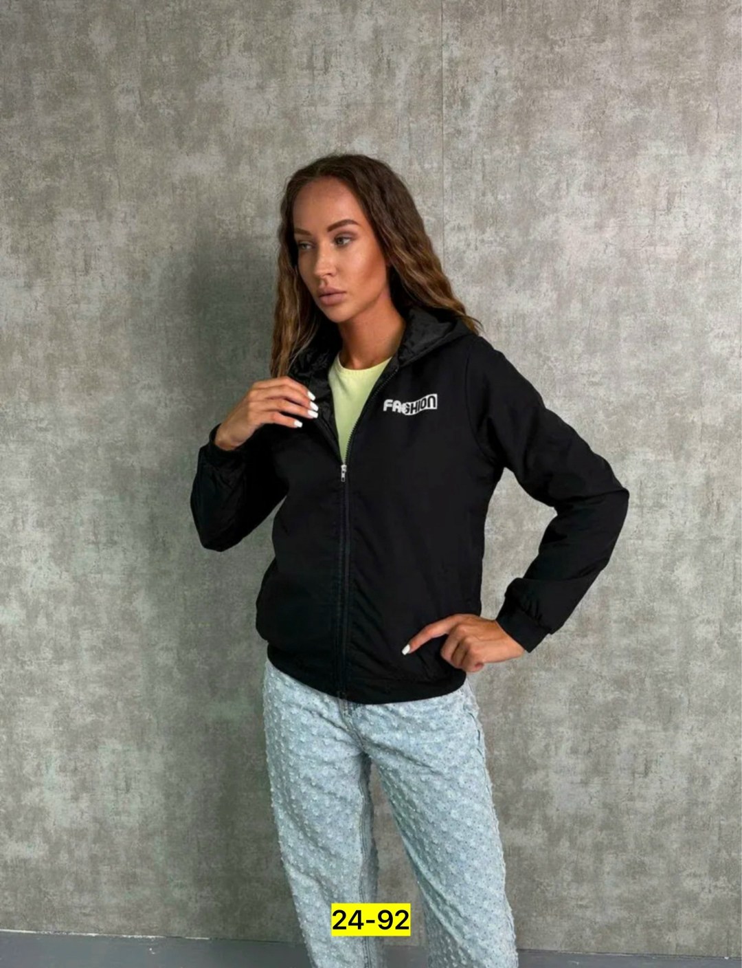 ветровка женская с капюшоном,ветровка женская спортивная,ветровка женская,легкая куртка,женская куртка