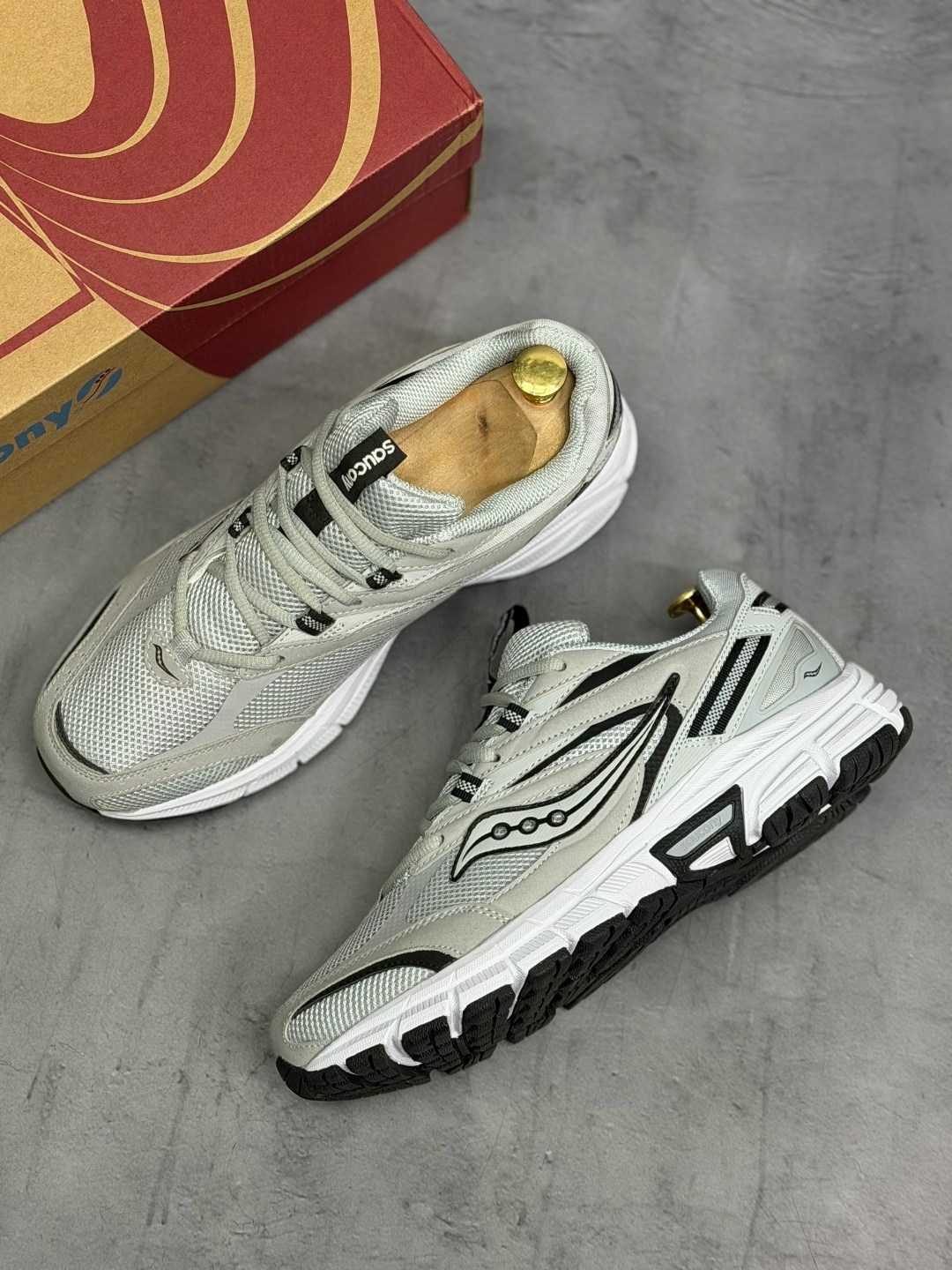 кроссовки saucony,мужские кроссовки saucony,кроссовки saucony progrid omni 9,кроссовки,saucony cohesion