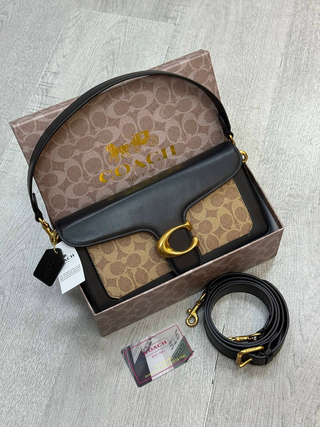 coach женская сумка,сумка coach,сумка реплика coach,сумка через плечо coach цвет белый,сумка через плечо coach