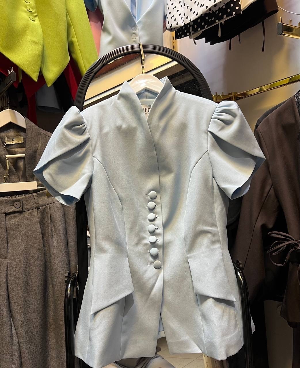 женские костюмы,женские деловые костюмы,элегантные наряды,жакет,женские наряды