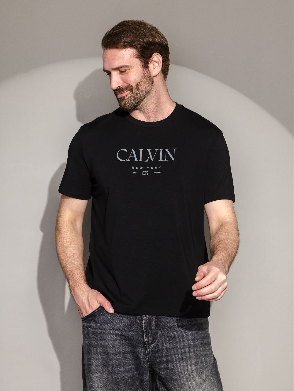 футболка calvin klein мужская,футболки мужские,футболка calvin klein мужская черная,футболка мужская черная,футболка кельвин кляйн мужская