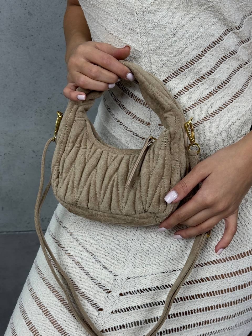 стильная сумка багет,бежевая сумка,сумка мини багет,стильная сумка,женская сумка