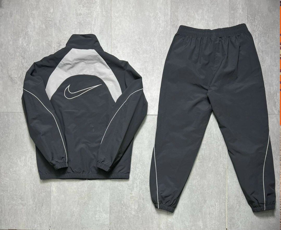 спортивный костюм nike,спортивный костюм nike плащевка,спортивный костюм мужской nike,nike swoosh спортивный костюм,спортивный костюм мужской nike swoosh