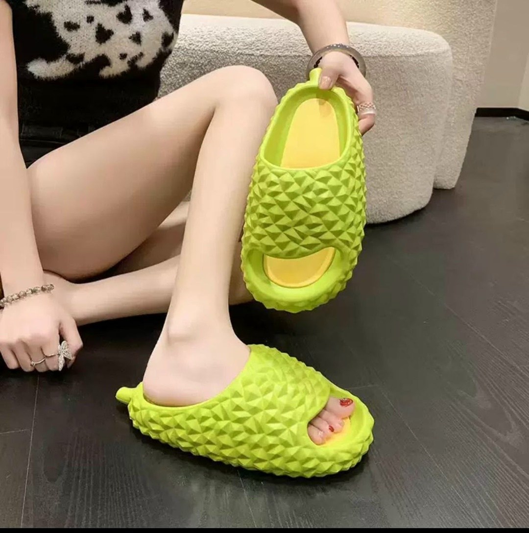 необычные шлепанцы,тапочки для взрослых,тапочки летние,домашние тапочки,женские домашние тапочки