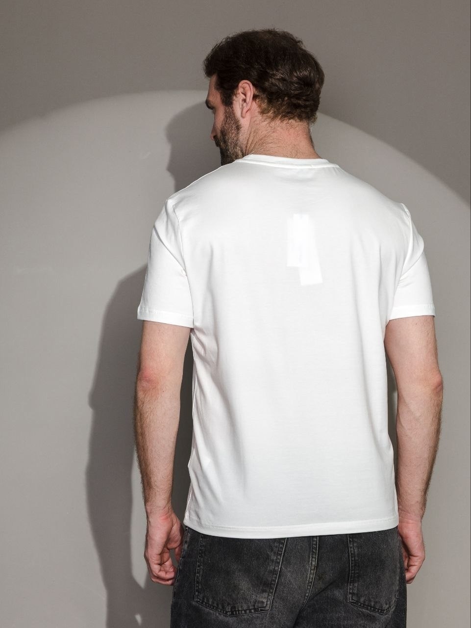 мужская футболка calvin klein,футболка calvin klein,женские футболки calvin klein,футболка кельвин кляйн,футболка кельвин кляйн белая