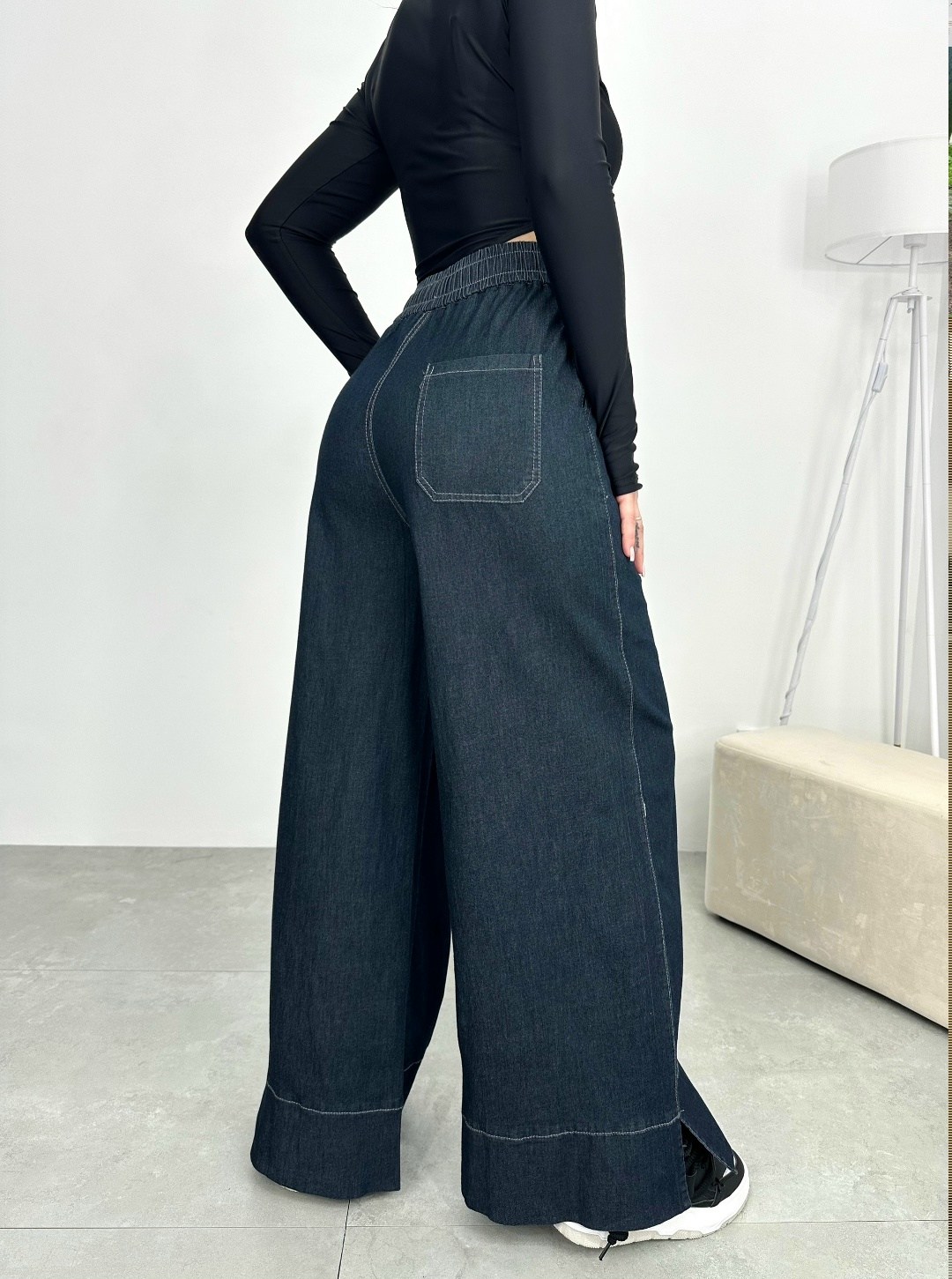 широкие джинсы,джинсовые брюки,женские джинсы,джинсы женские широкие,джинсы прямого кроя