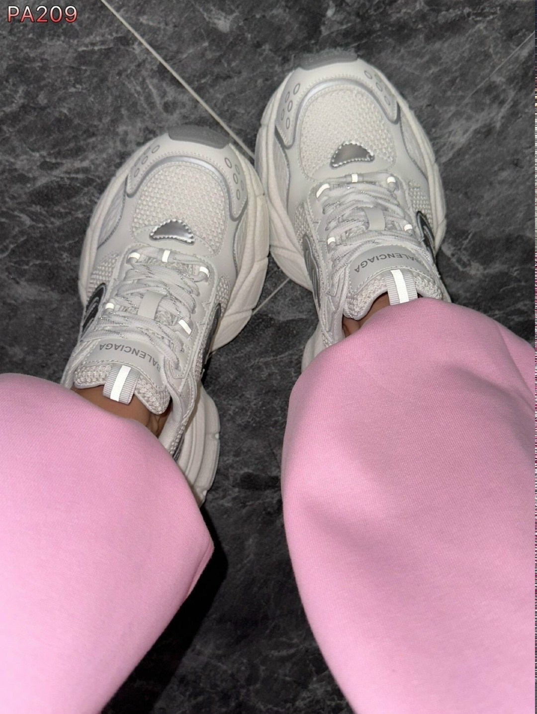 кроссовки женские balenciaga,женские кроссовки,кроссовки balenciaga,кроссовки баленсиага женские оригинал,