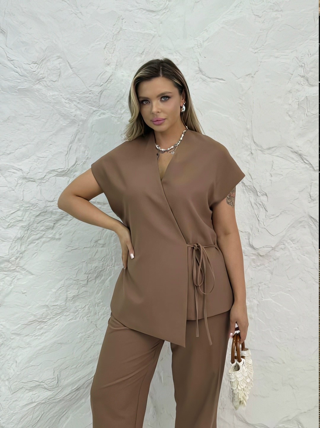 летний брючный костюм женский для полных,костюм женский,брючные костюмы для женщин,стильные костюмы,брючный костюм для полных