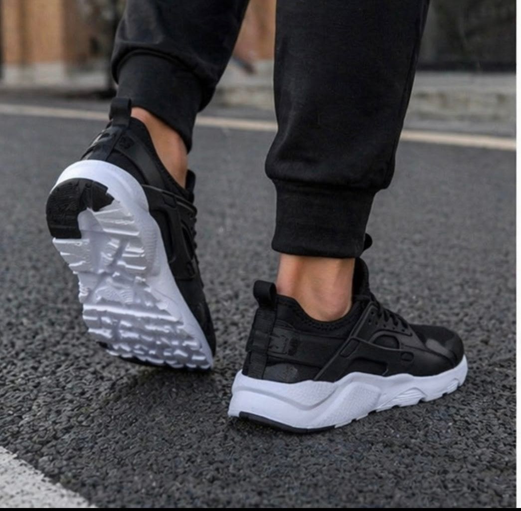 nike air huarache run ultra,nike air huarache run ultra black white,nike air huarache ultra,кроссовки nike air huarache,кроссовки nike air huarache run ultra black/white