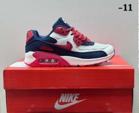 Кроссовки