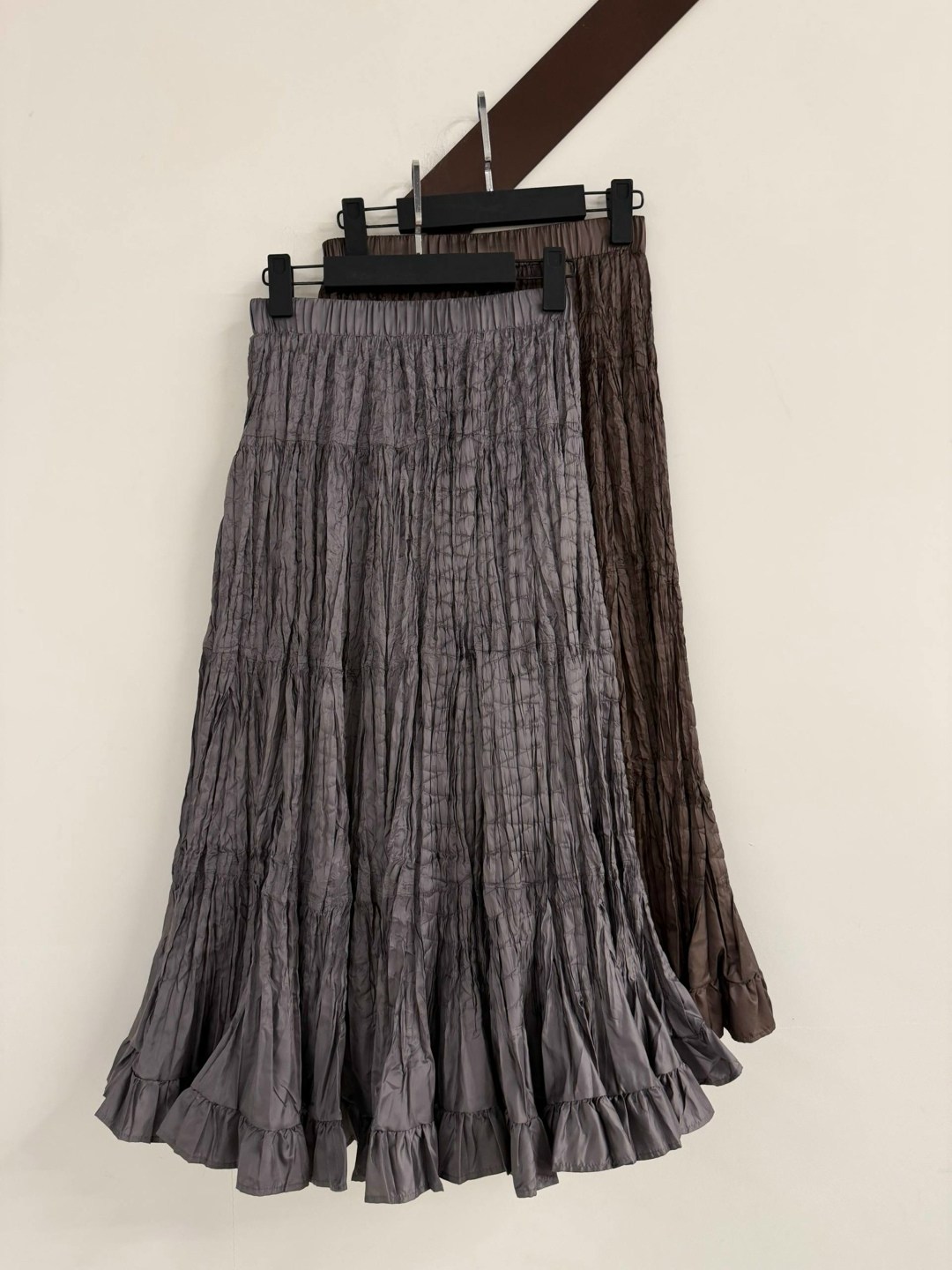 женская плиссированная юбка средней длины,женская плиссированная юбка,женская плиссированная юбка с высокой талией,юбка плиссированная,юбка плиссе шифон