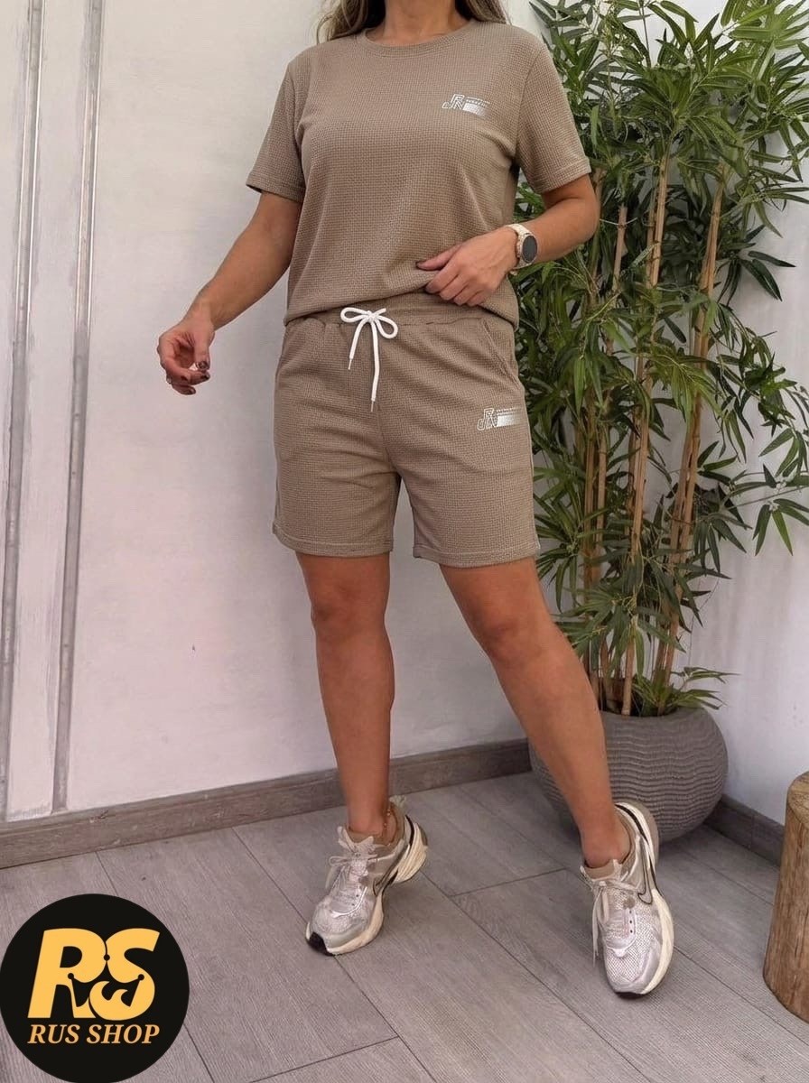 женские костюмы,костюм с шортами,спортивные женские костюмы,одежда для женщин,женский костюм с шортами