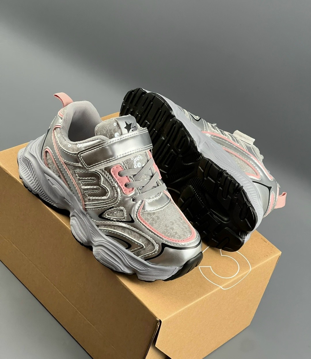 кроссовки женские,женские кроссовки balenciaga,массивные кроссовки,кроссовки для женщин,спортивная