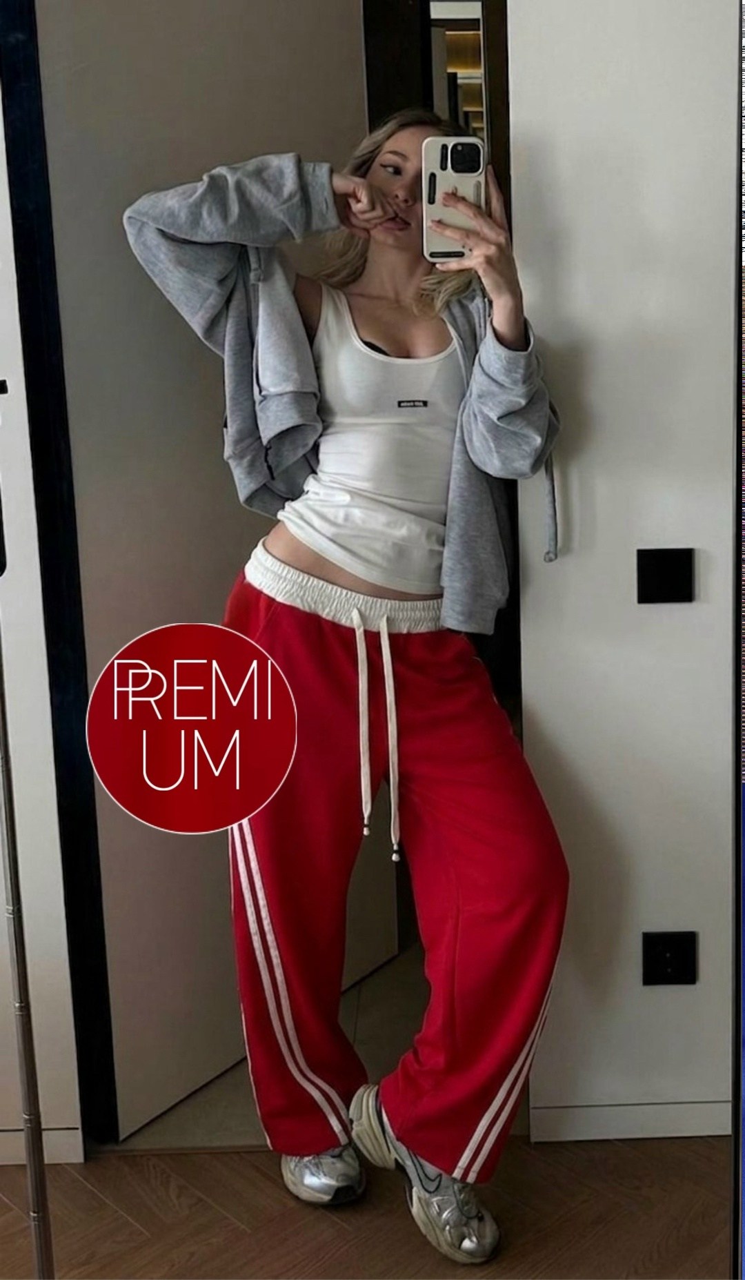 спортивные штаны,спортивные брюки,брюки спортивные женские,спортивные штаны женские,широкие спортивные штаны