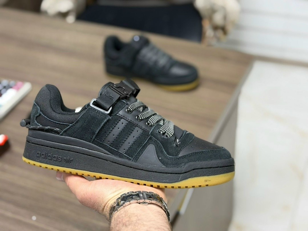 кроссовки adidas,кроссовки adidas original,кроссовки мужские женские adidas,adidas кроссовки женские,мужские кроссовки adidas