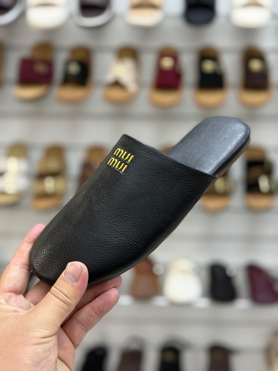 ,домашние тапочки,тапочки домашние женские,тапочки махровые,домашние тапочки брендированные