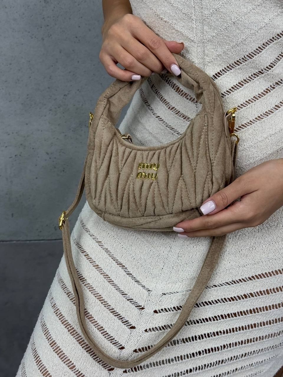 стильная сумка багет,бежевая сумка,сумка мини багет,стильная сумка,женская сумка