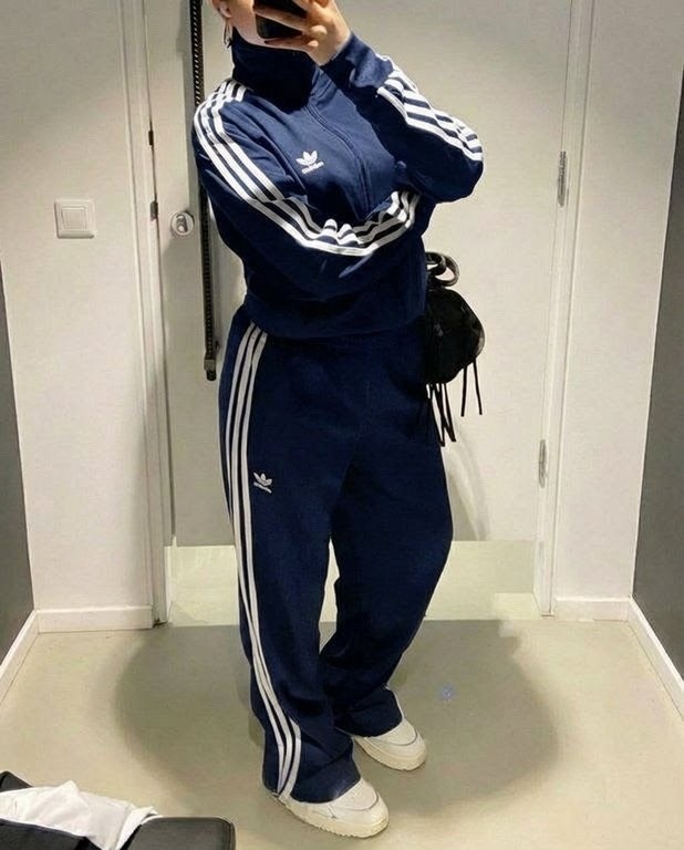 костюм женский,костюм адидас,спортивный костюм,костюм спортивный женский,адидасовский костюм женский