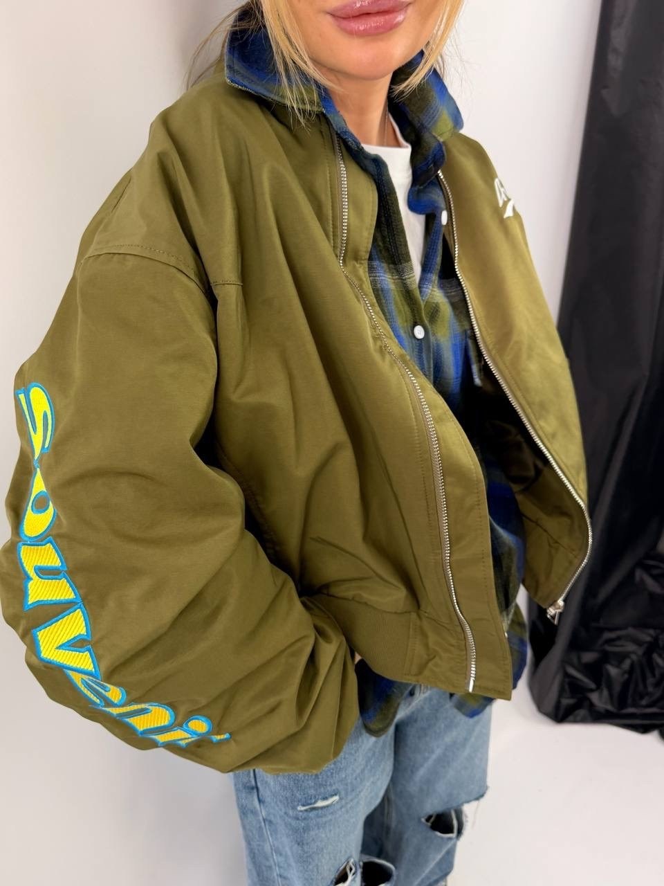 куртки бомбер,куртка бомбер женская,повседневная куртка,бомбер женская