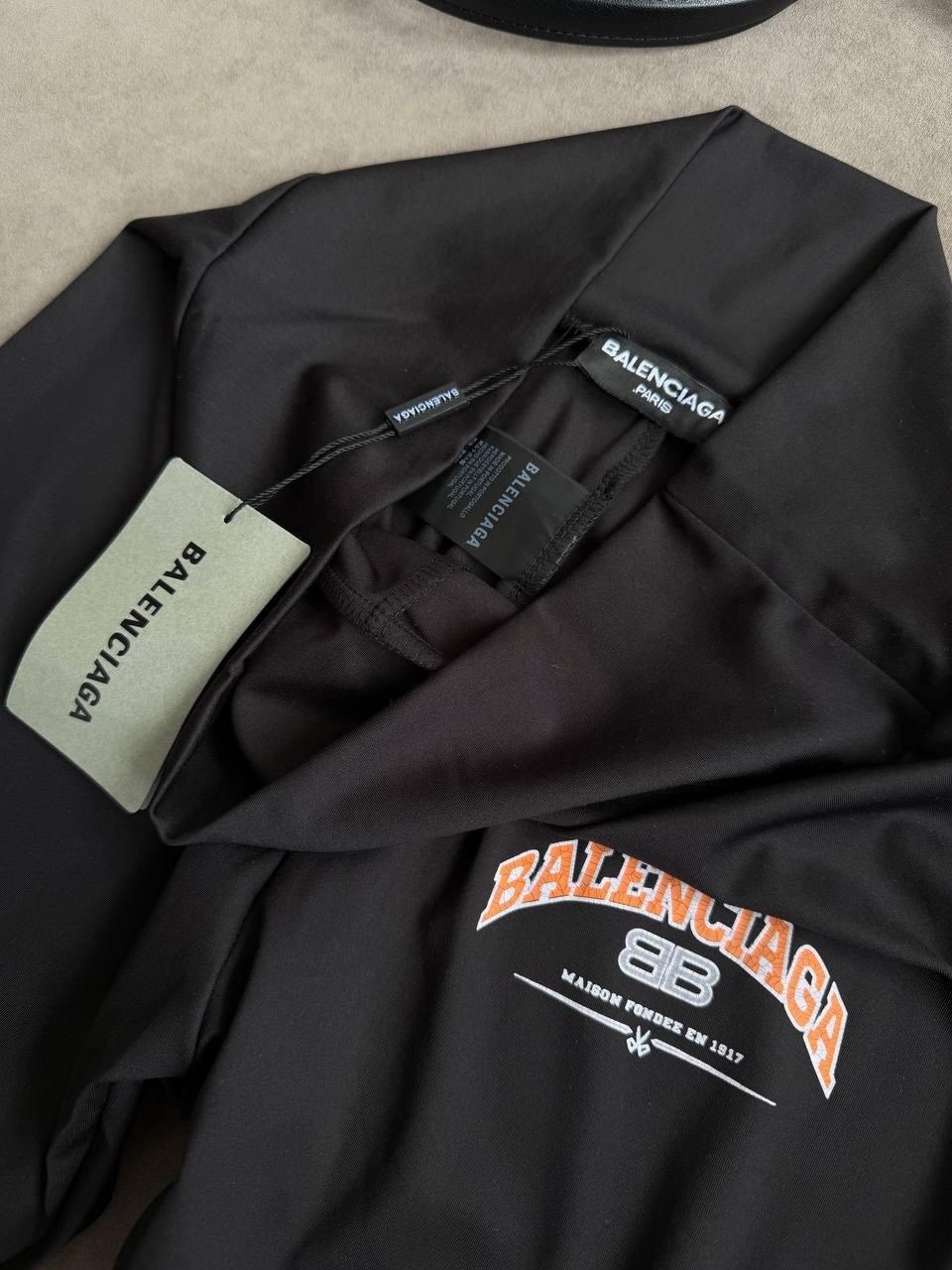 куртка женское balenciaga черный,худи баленсиага,куртка balenciaga,balenciaga оверсайз худи чёрного цвета,balenciaga hoodie