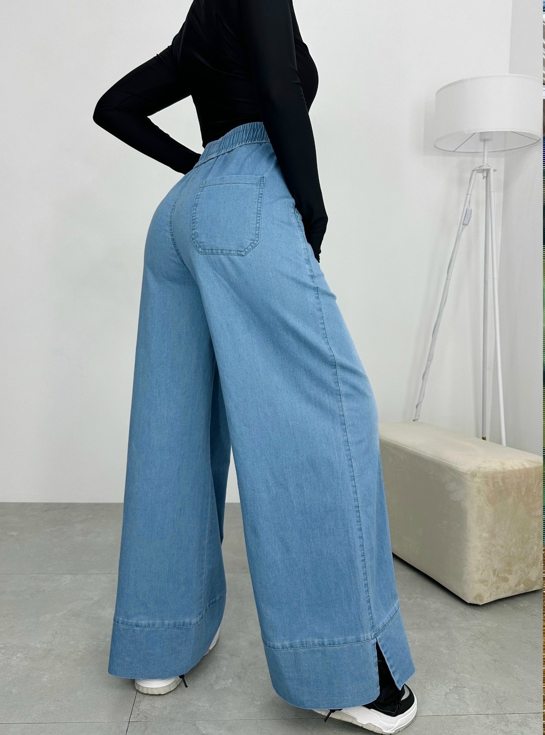 модные джинсы,широкие джинсы,джинсы женские,голубые джинсы,брюки джинсы