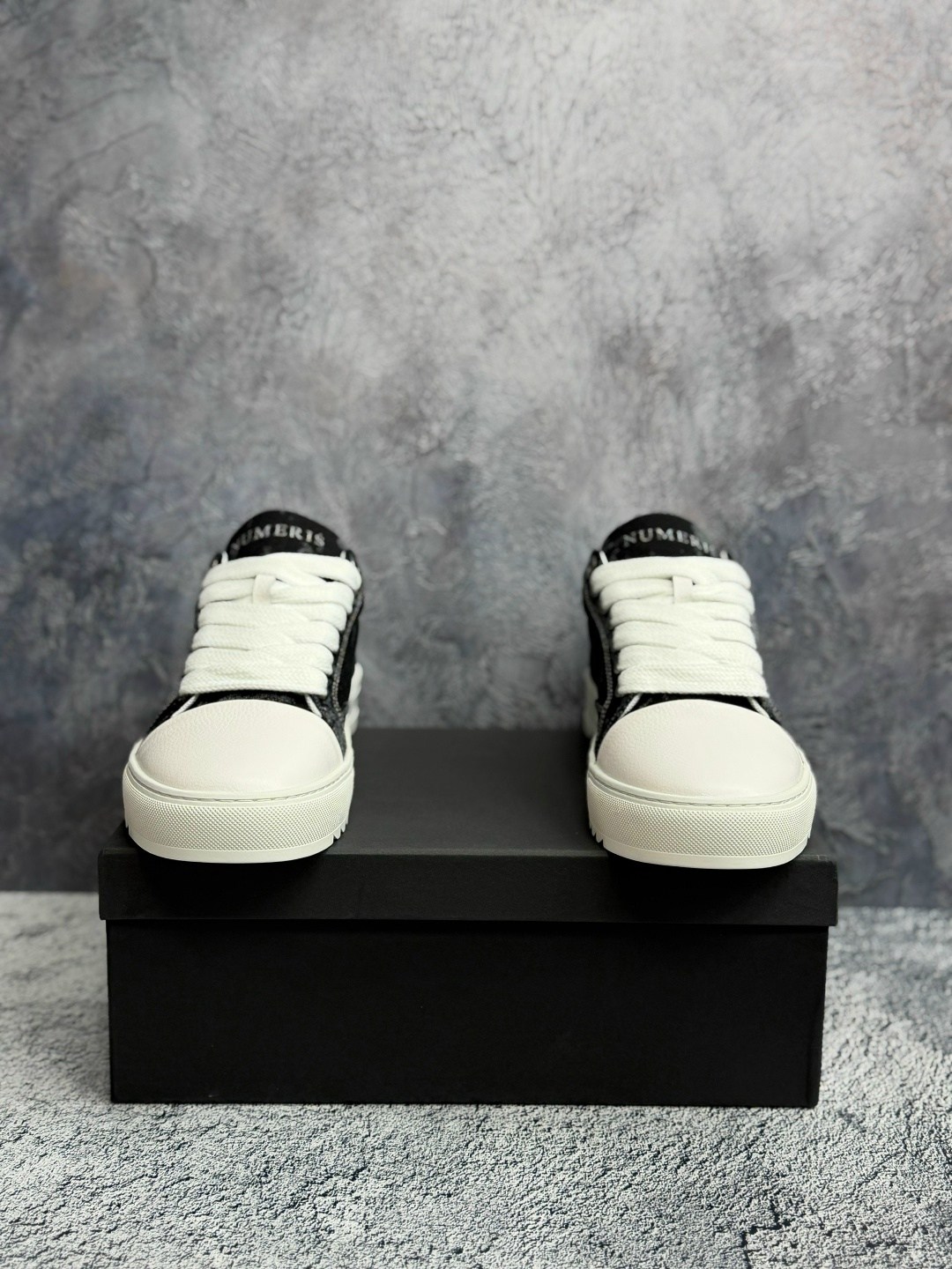 ,модные кроссовки,кеды замшевые,женские кроссовки,повседневные кроссовки