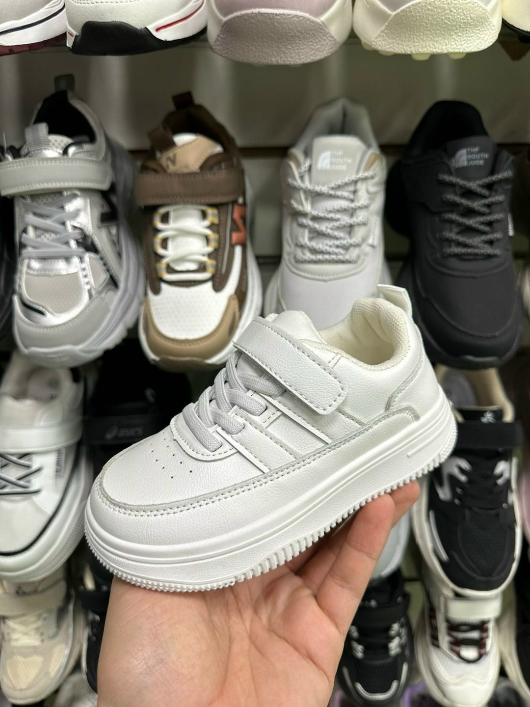 ,детские кроссовки,кроссовки мальчику,кроссовка детская,повседневные кроссовки