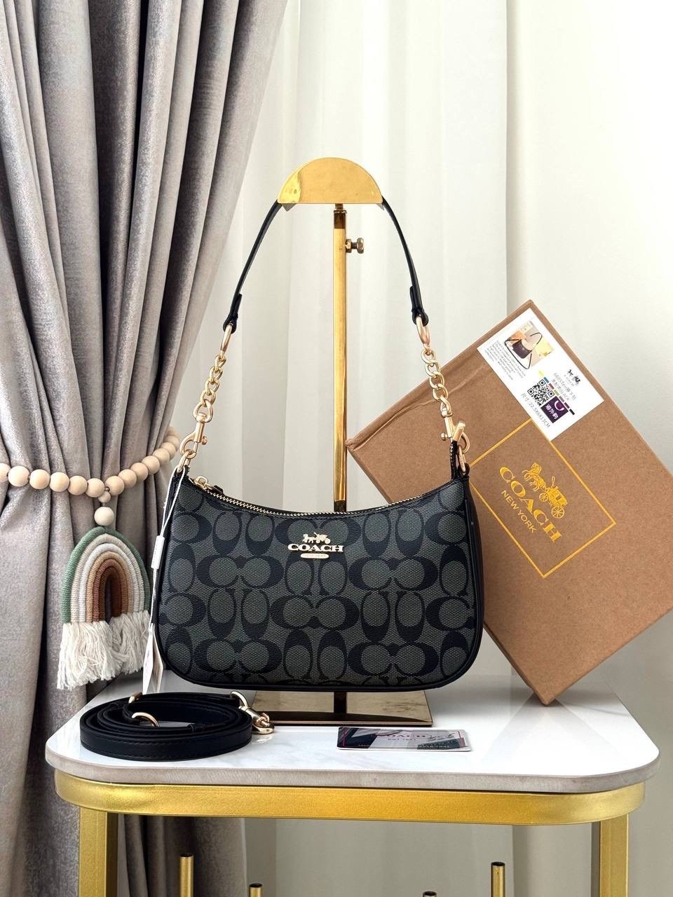 сумка coach женская,сумка coach,сумочка coach teri белая,coach белая сумка через плечо,сумка coach белая