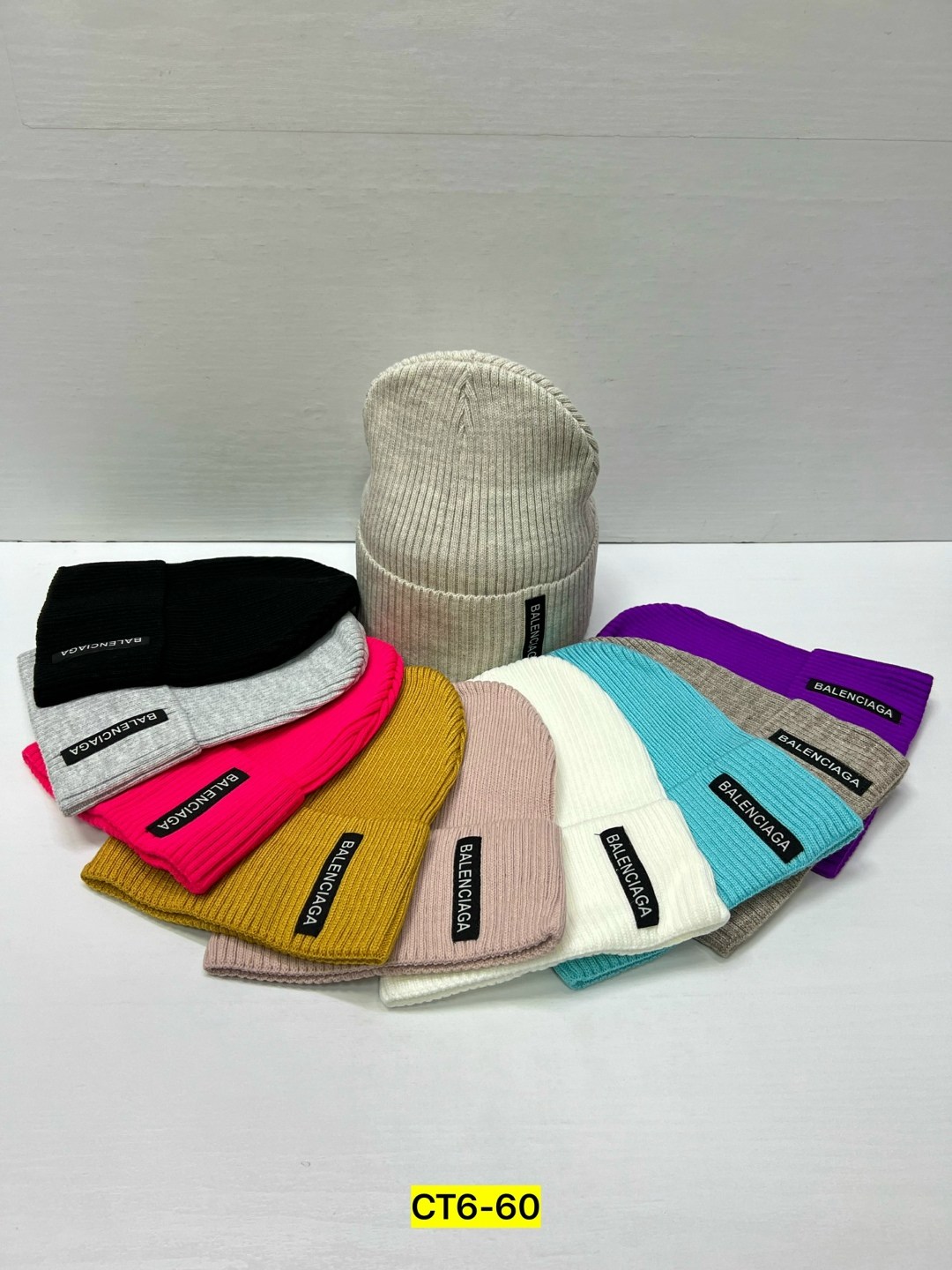 шапка,шапка женская,шапка женская вязаная,шапка для женщин,шапка женская на флисе