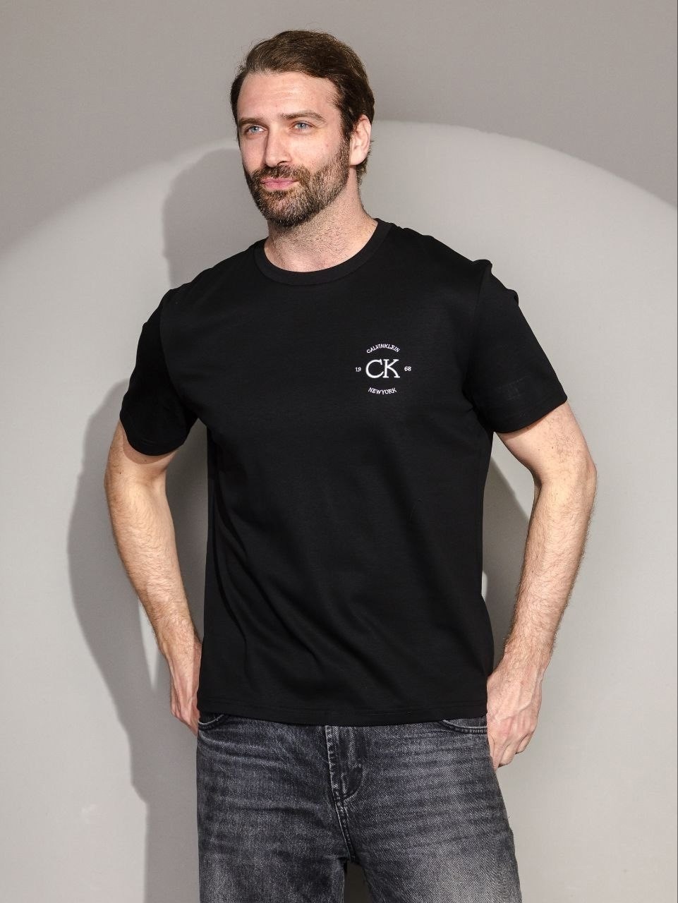 футболка calvin klein мужская,футболки мужские,футболка мужская чёрная,футболка calvin klein jeans,футболки модные