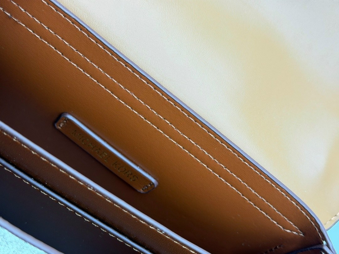 сумка michael kors,michael kors сумка на плечо,женская cумка michael kors,michael kors сумка кросс-боди,сумки через плечо michael kors