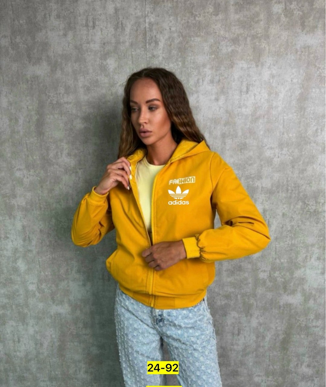 ветровка женская с капюшоном,ветровка женская спортивная,ветровка женская,легкая куртка,женская куртка