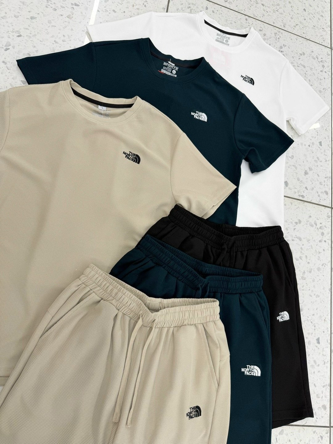 мужские футболки the north face,футболки the north face,шорты мужские спортивные,футболка the north face simple dome white,футболка the north face белый