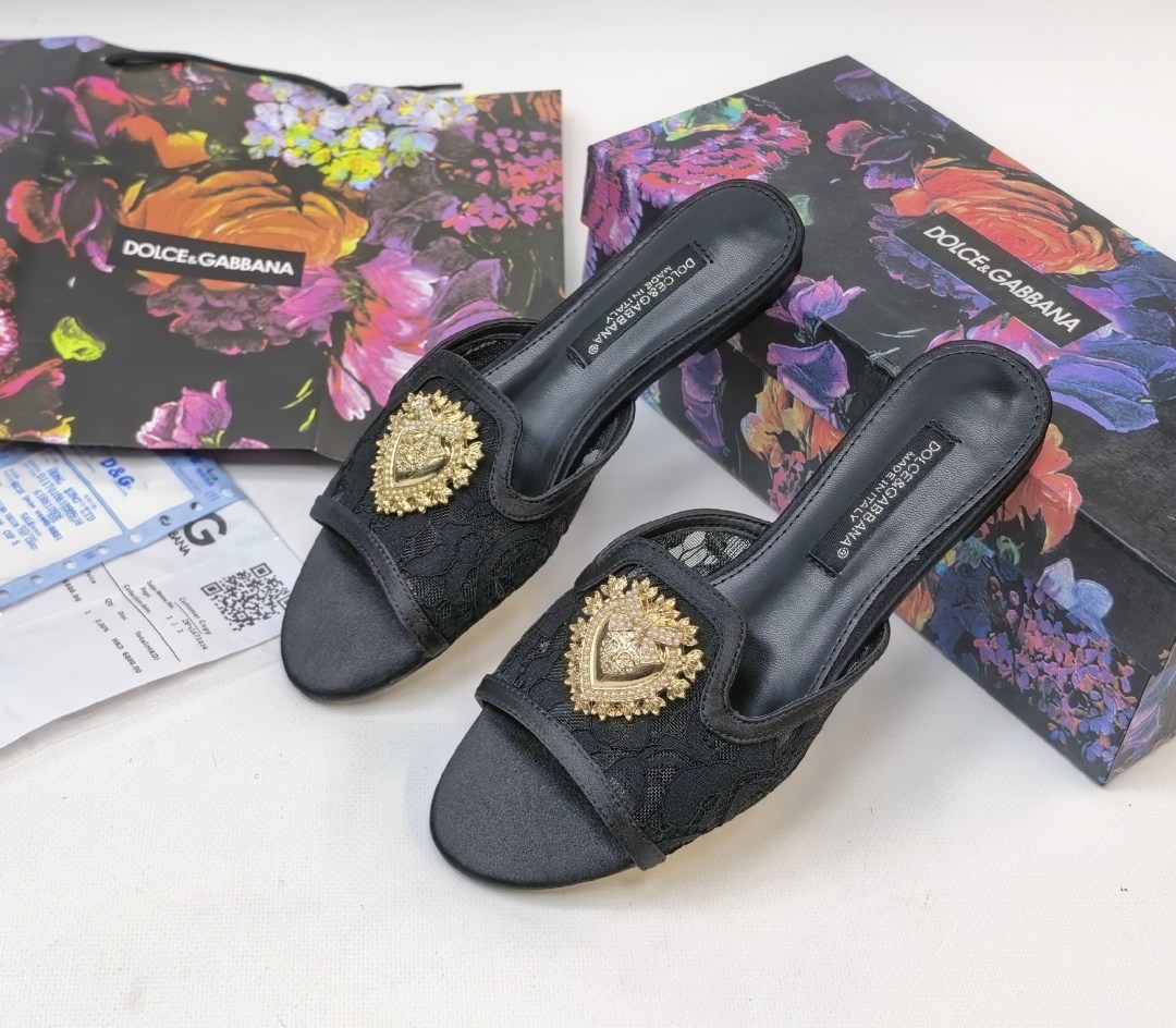 шлепанцы dolce gabbana женские,dolce gabbana amore сандалии женские,,dolce & gabbana shoes,dolce & gabbana shoes for d&g slippers