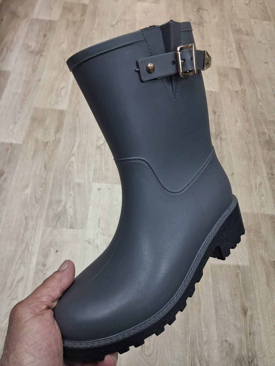 женские резиновые сапоги,резиновые сапоги,,резиновые полусапоги женские,сапожки