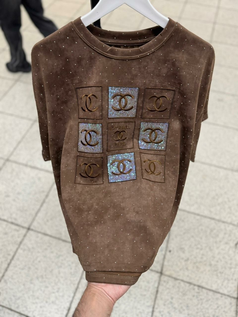 женская футболка,футболка chanel,футболки дизайн,футболка с вышивкой,футболка