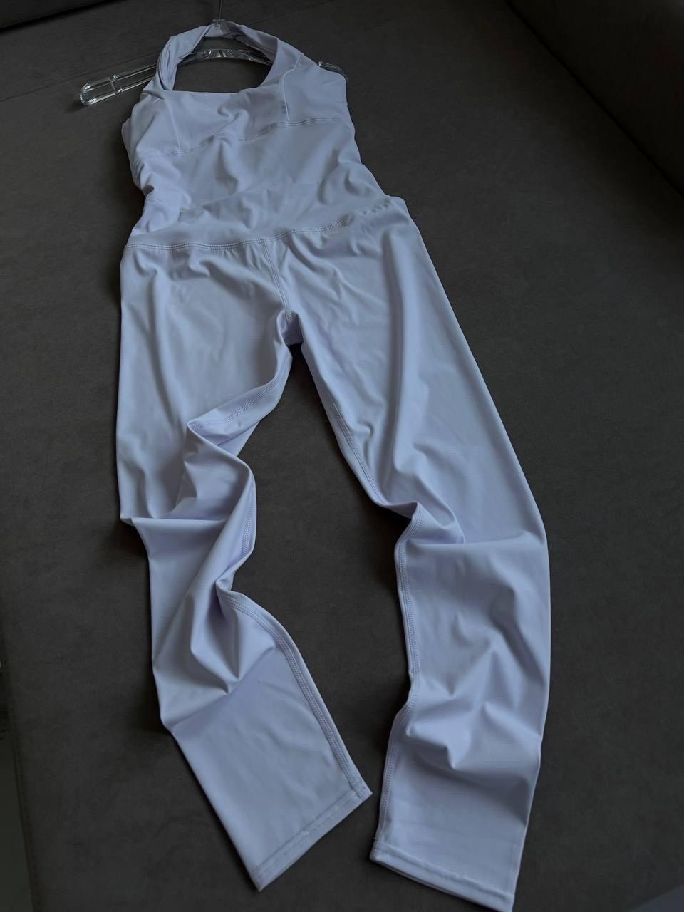 женский комбинезон,комбинезон белый,спортивный комбинезон,комбинезон медицинский,комбинезон