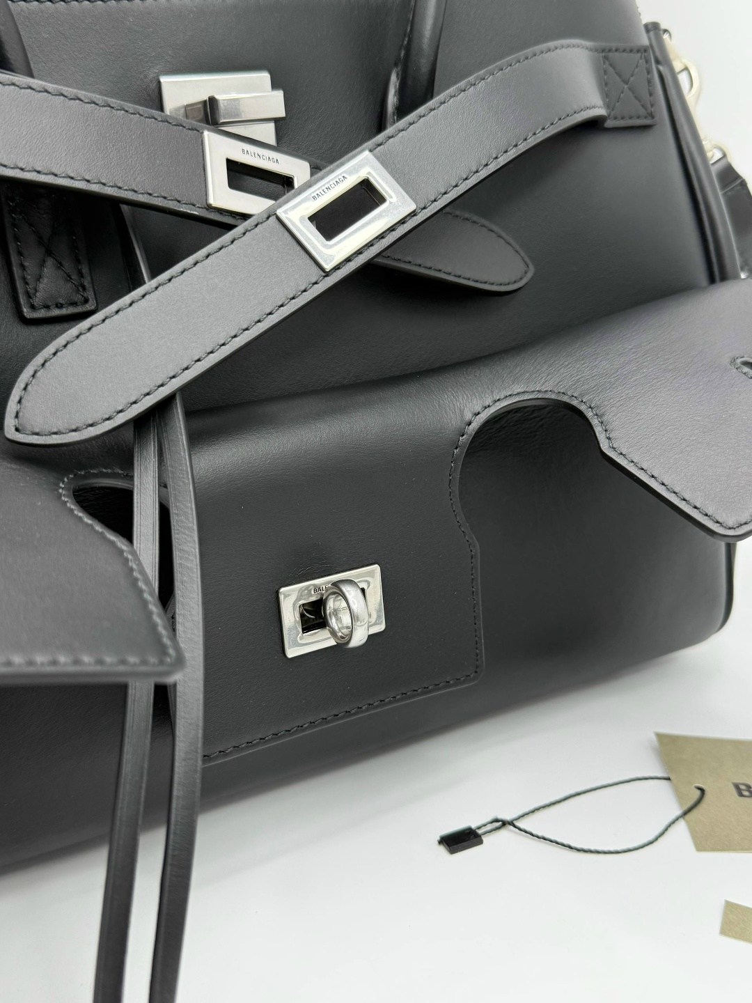 сумка женская balenciaga,сумка balenciaga,balenciaga city - вместительная сумка для работы,сумка balenciaga из высококачественной эко кожи,сумка кожаная balenciaga