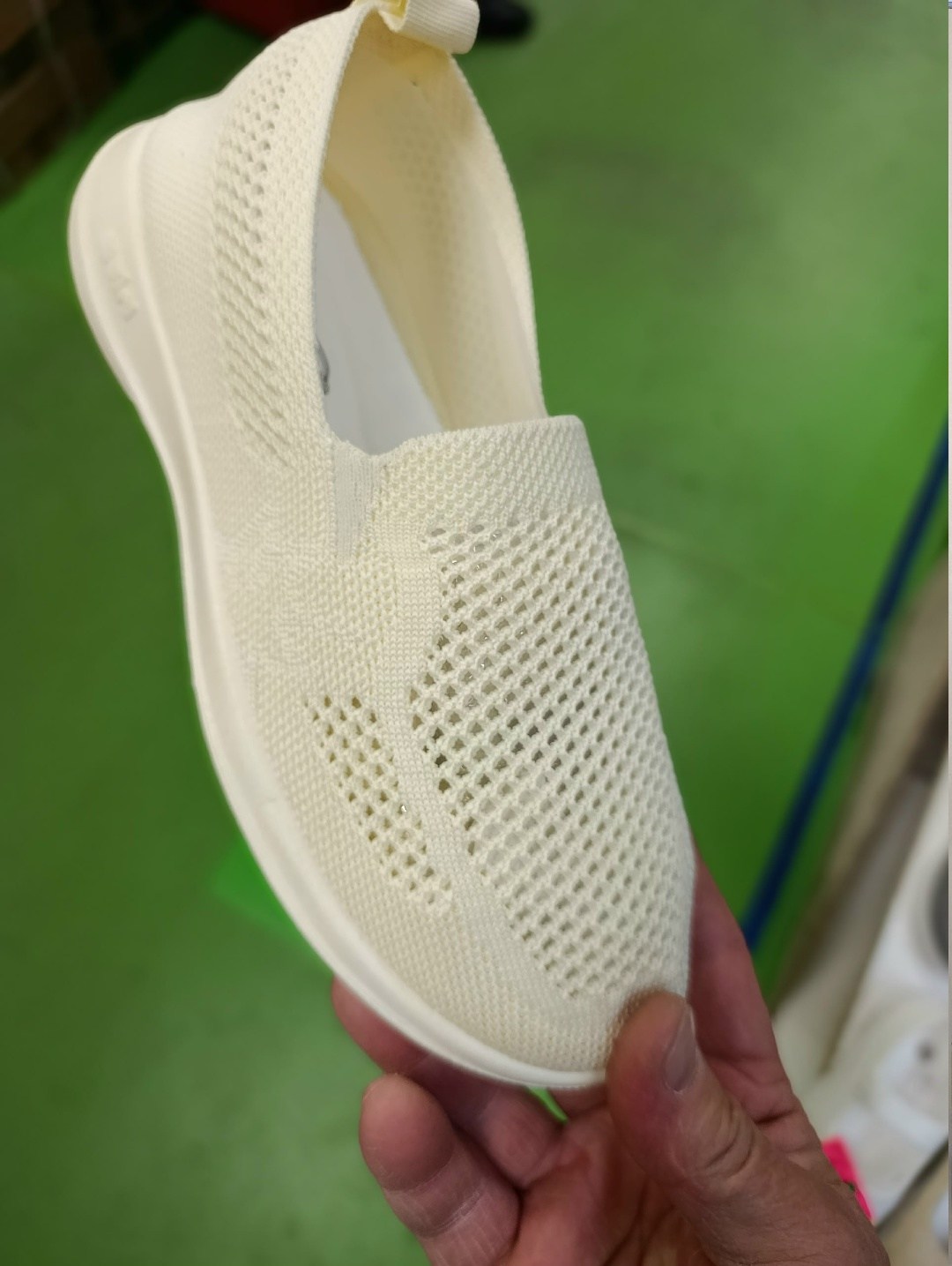 ,слипоны женские,женская ,слипоны женские белые,летние слипоны