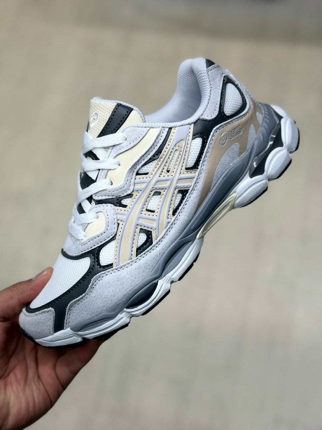 кроссовки asics gel-nyc graphite grey black,кроссовки мужские asics,кроссовки asics,кроссовки asics gel nyc,спортивная