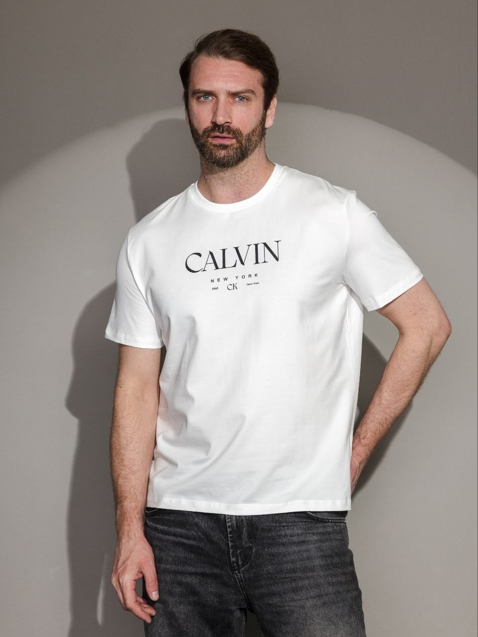 мужская футболка calvin klein,футболка calvin klein,женские футболки calvin klein,футболка кельвин кляйн,футболка кельвин кляйн белая